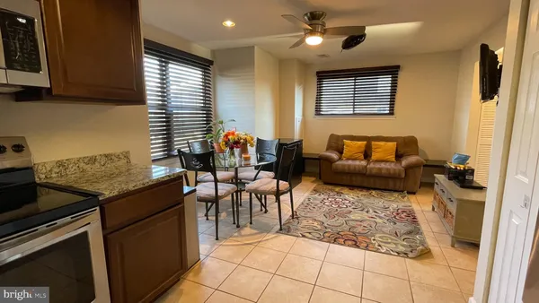 $2,850 | 9995 Campus Way South, Upper Marlboro, MD 20774