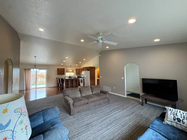 $414,000 | 1412 East Forest Drive, Riverton, WY 82501