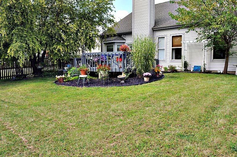 8861 Glass Chimney Lane Fishers, IN 46037 - Photo 2 of 2