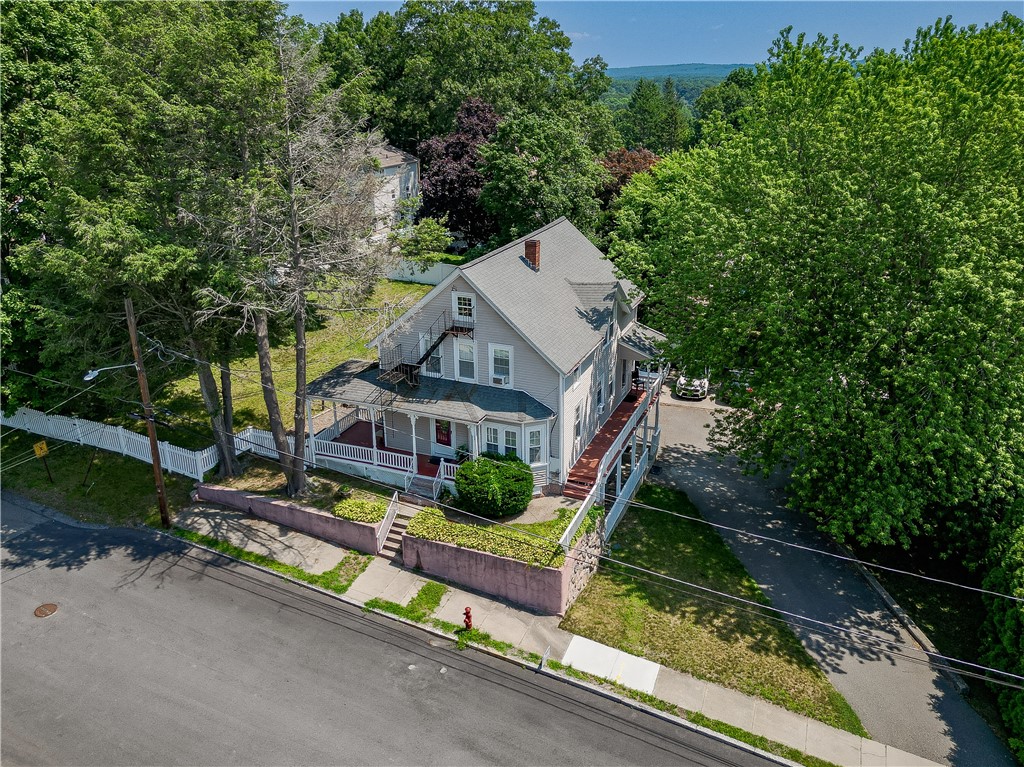 507 Summer Street Woonsocket, RI 02895 - Photo 8 of 38
