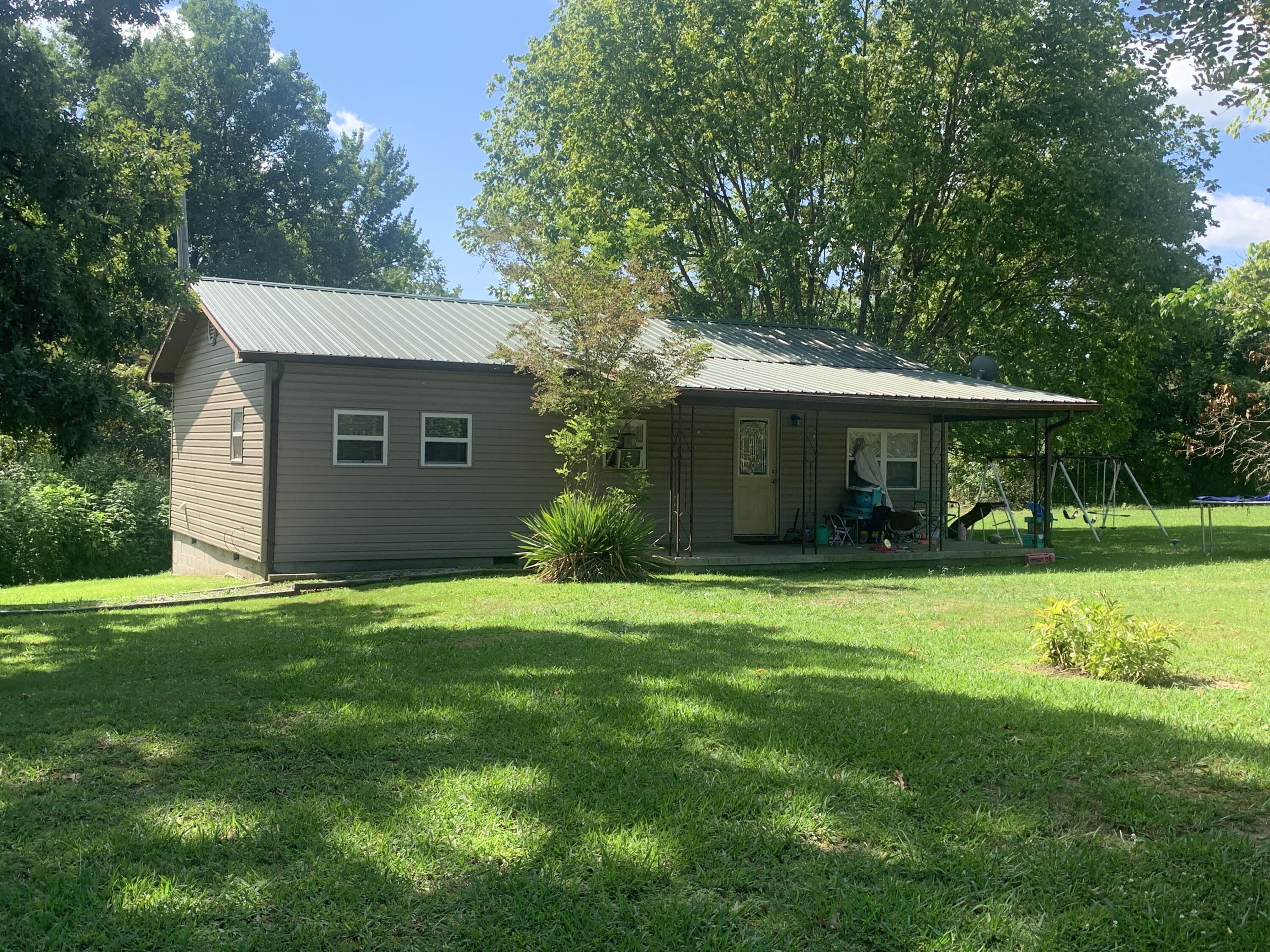 645 Strunk Highway Strunk, KY 42649 - Photo 1 of 10 IMG_2925