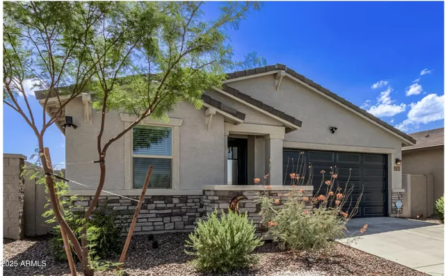 $2,400 | 5613 West Notch Hill Road, Laveen, AZ 85339