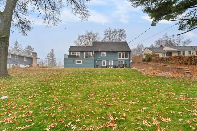 $699,995 | 1108 Quebec Avenue North, Golden Valley, MN 55427