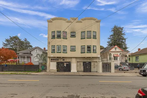 $1,495,000 | 1736 23rd Avenue, Oakland, CA 94606