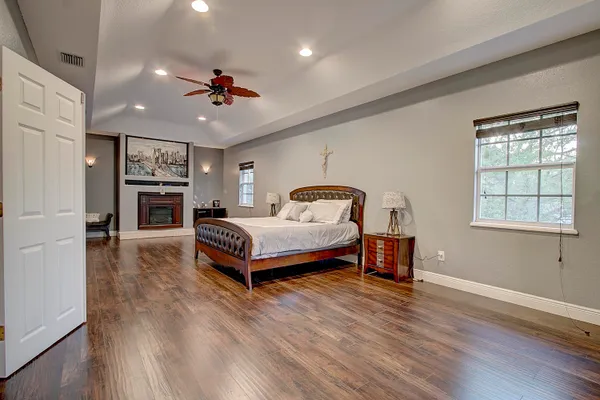 $4,900 | 669 Howard Street, Fort Pierce, FL 34982