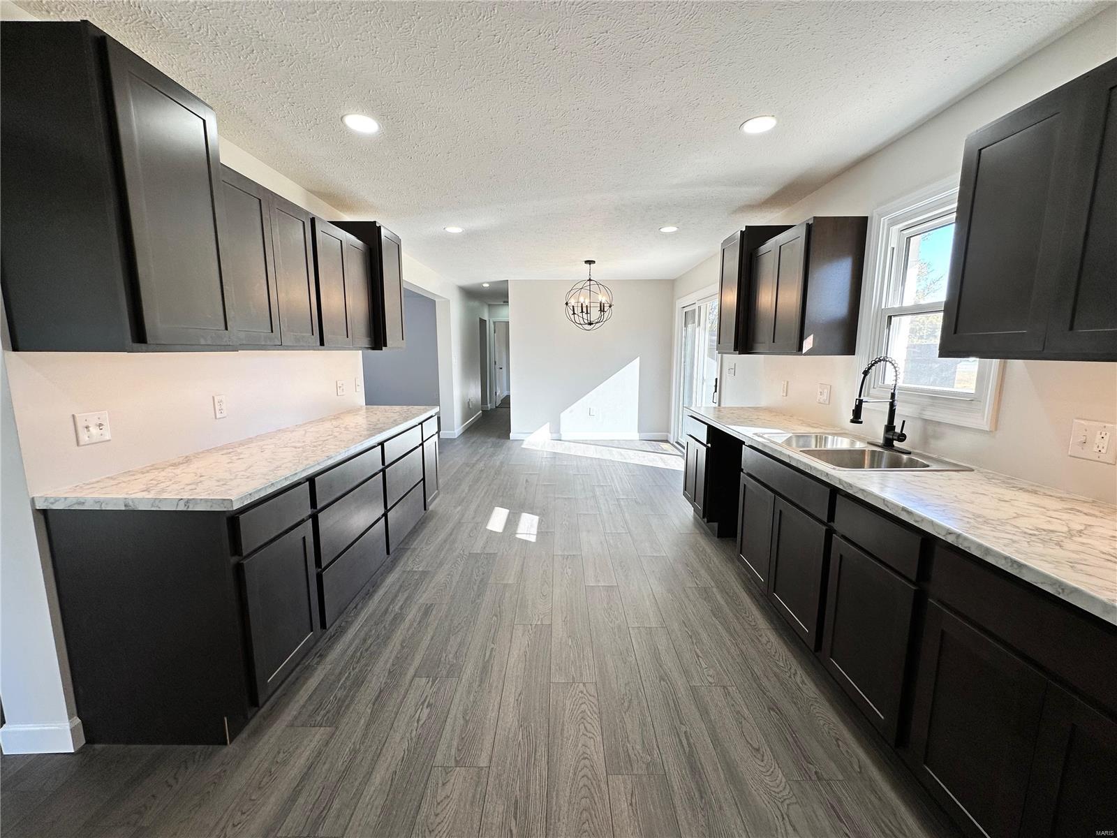820 Kimball Road Hillsboro, IL 62049 - Photo 14 of 33 Gallery Image 14