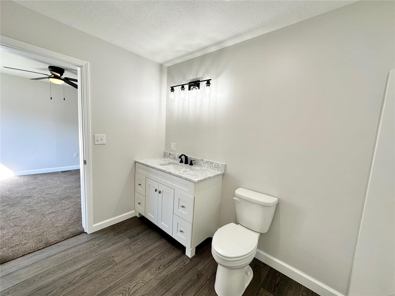 820 Kimball Road Hillsboro, IL 62049 - Photo 17 of 33 Gallery Image 17