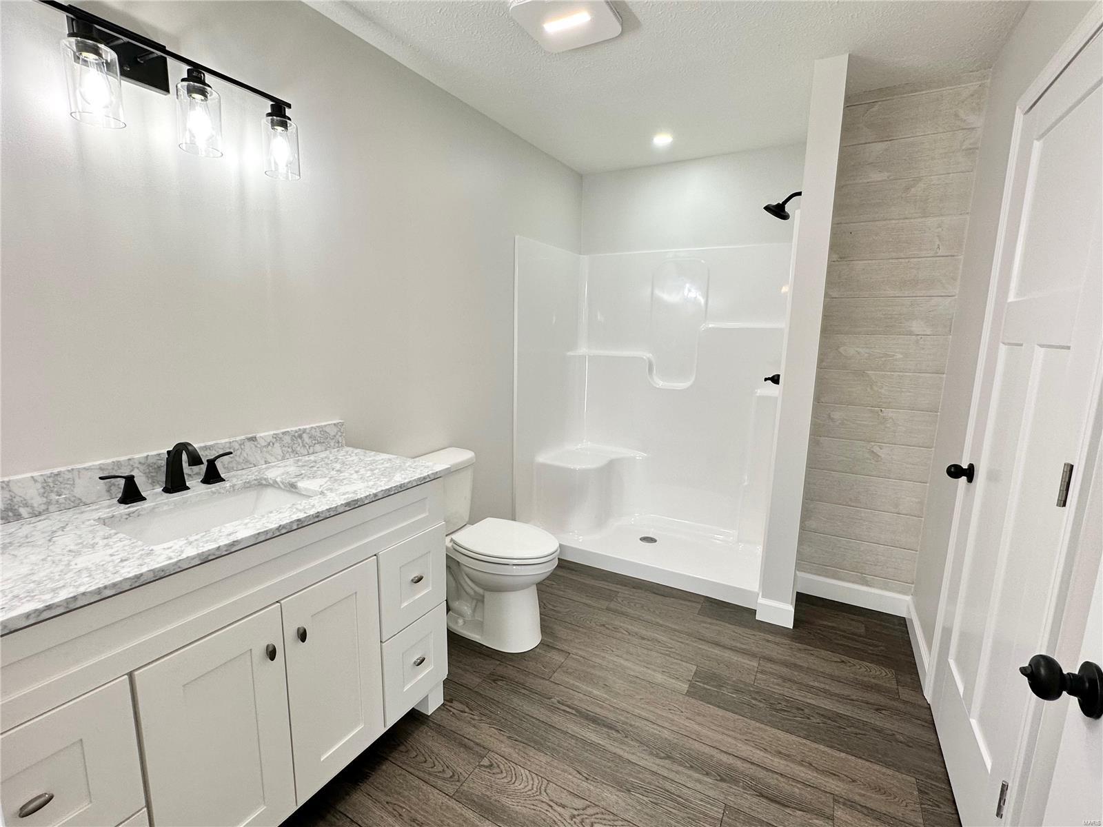 820 Kimball Road Hillsboro, IL 62049 - Photo 18 of 33 Gallery Image 18