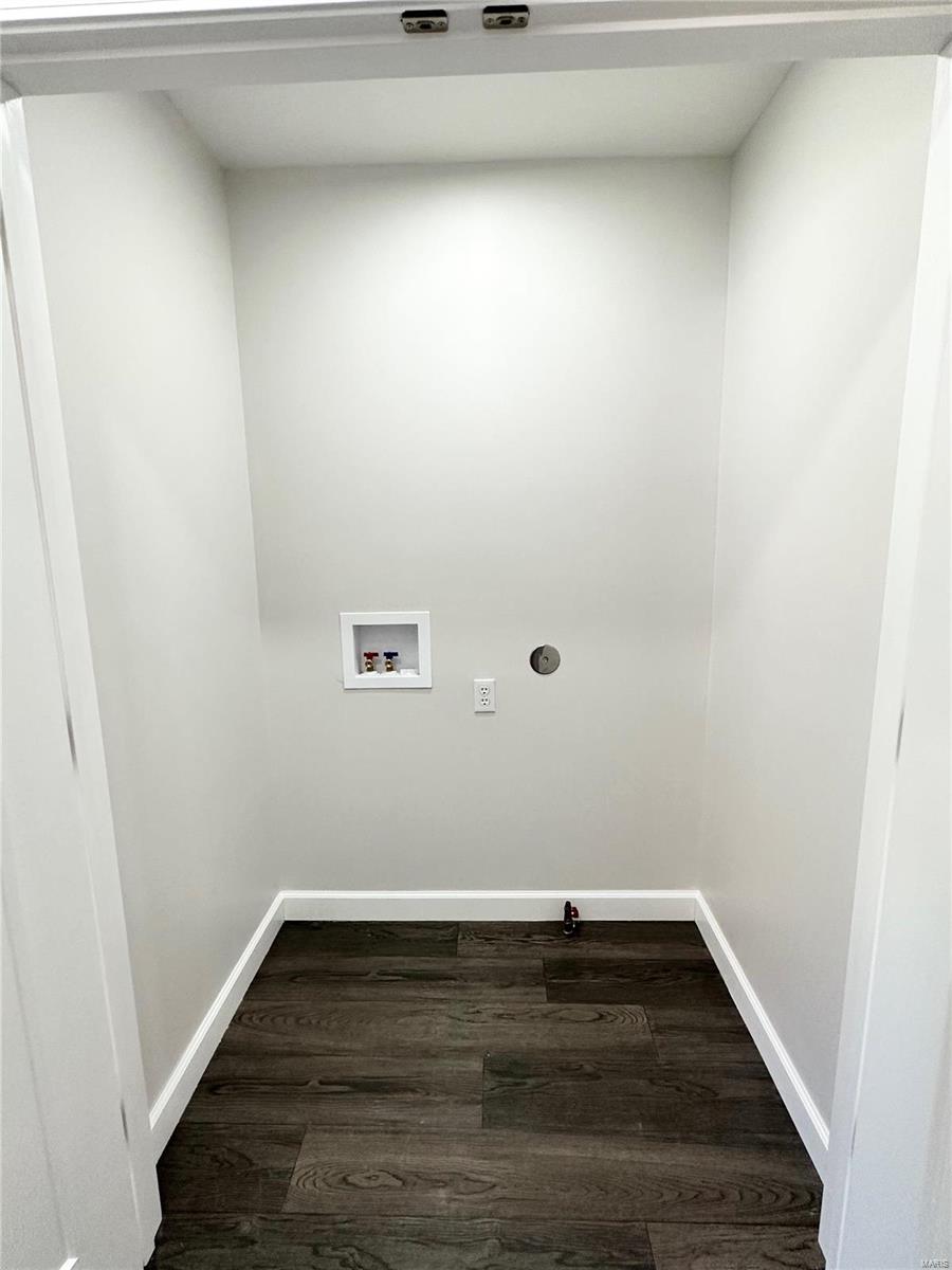 820 Kimball Road Hillsboro, IL 62049 - Photo 22 of 33 Gallery Image 22