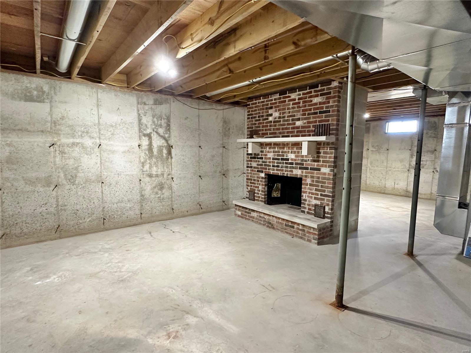 820 Kimball Road Hillsboro, IL 62049 - Photo 28 of 33 Gallery Image 28