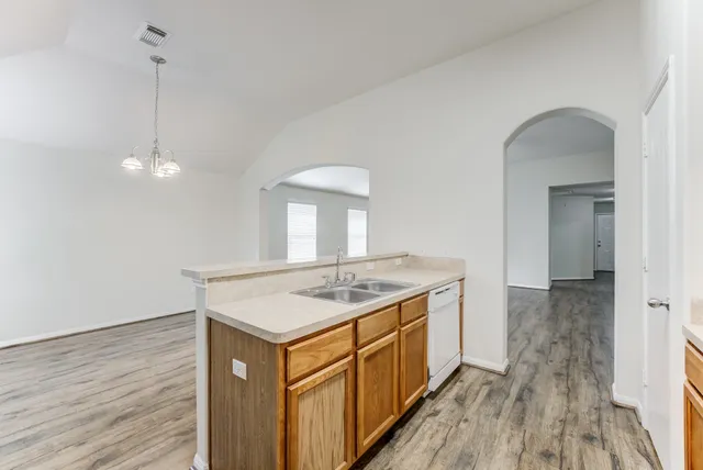 $1,850 | 13000 Lazy Lane, Willis, TX 77318