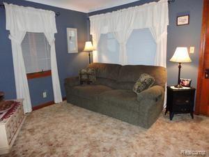 1356 living room.jpg