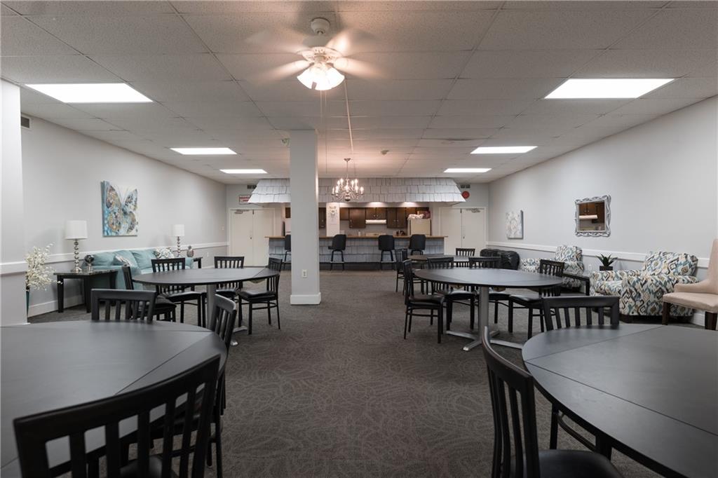 2160 Greentree Road, Unit 105W Pittsburgh, PA 15220 - Photo 34 of 44 Gallery Image 34