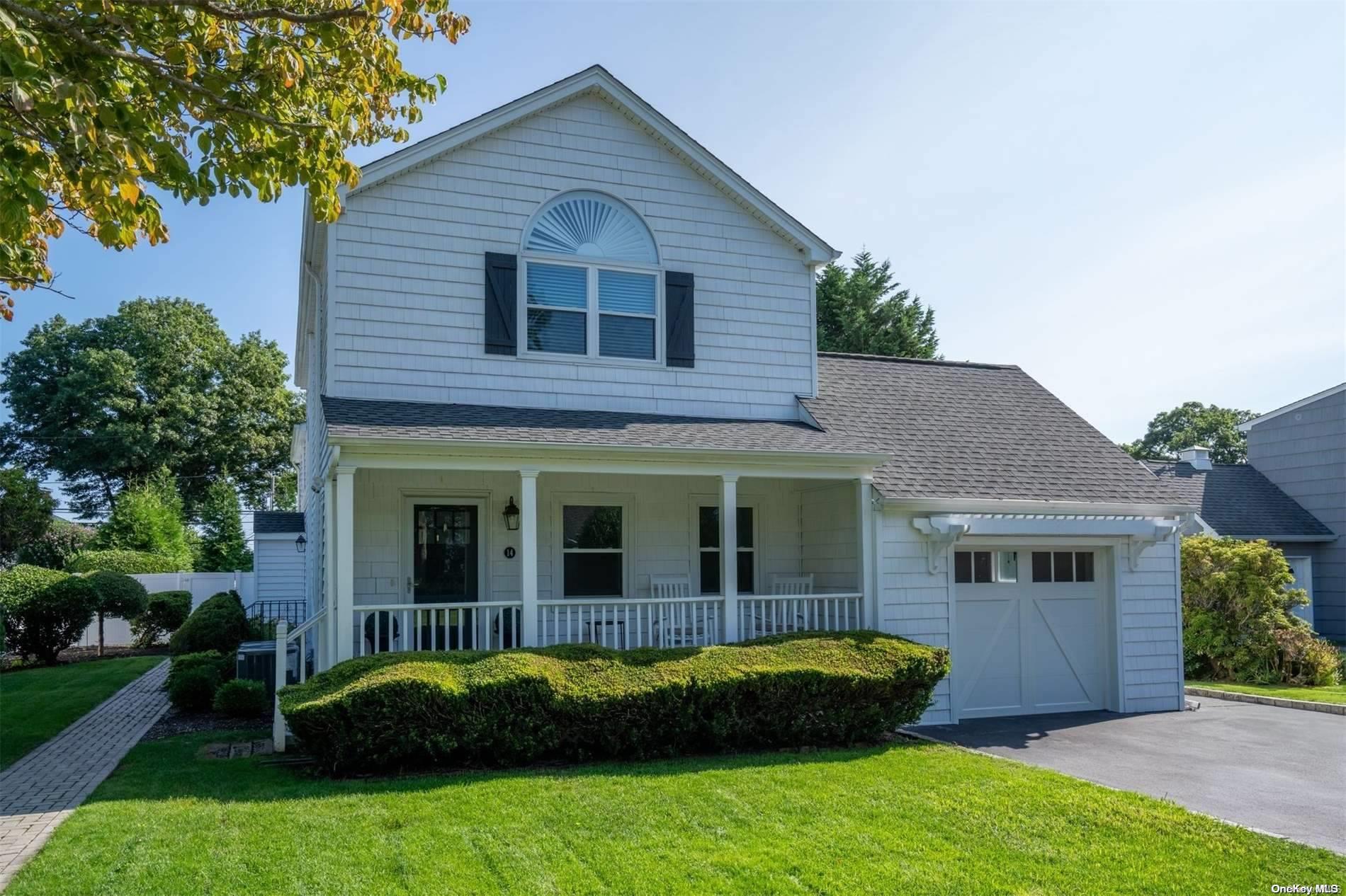 14 Inlet Pl, Huntington