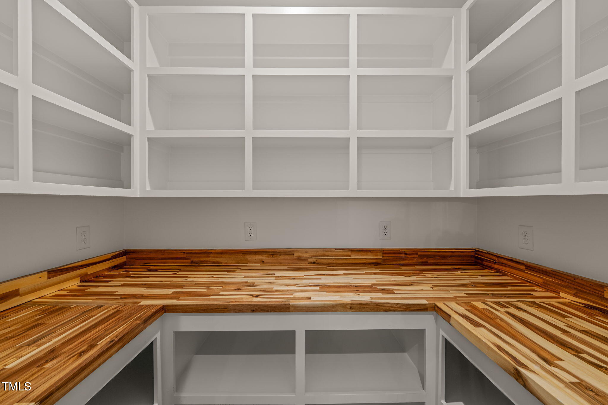 390 Pilot Ridge Road Zebulon, NC 27597 - Photo 12 of 41 a view of a kitchen with shelves