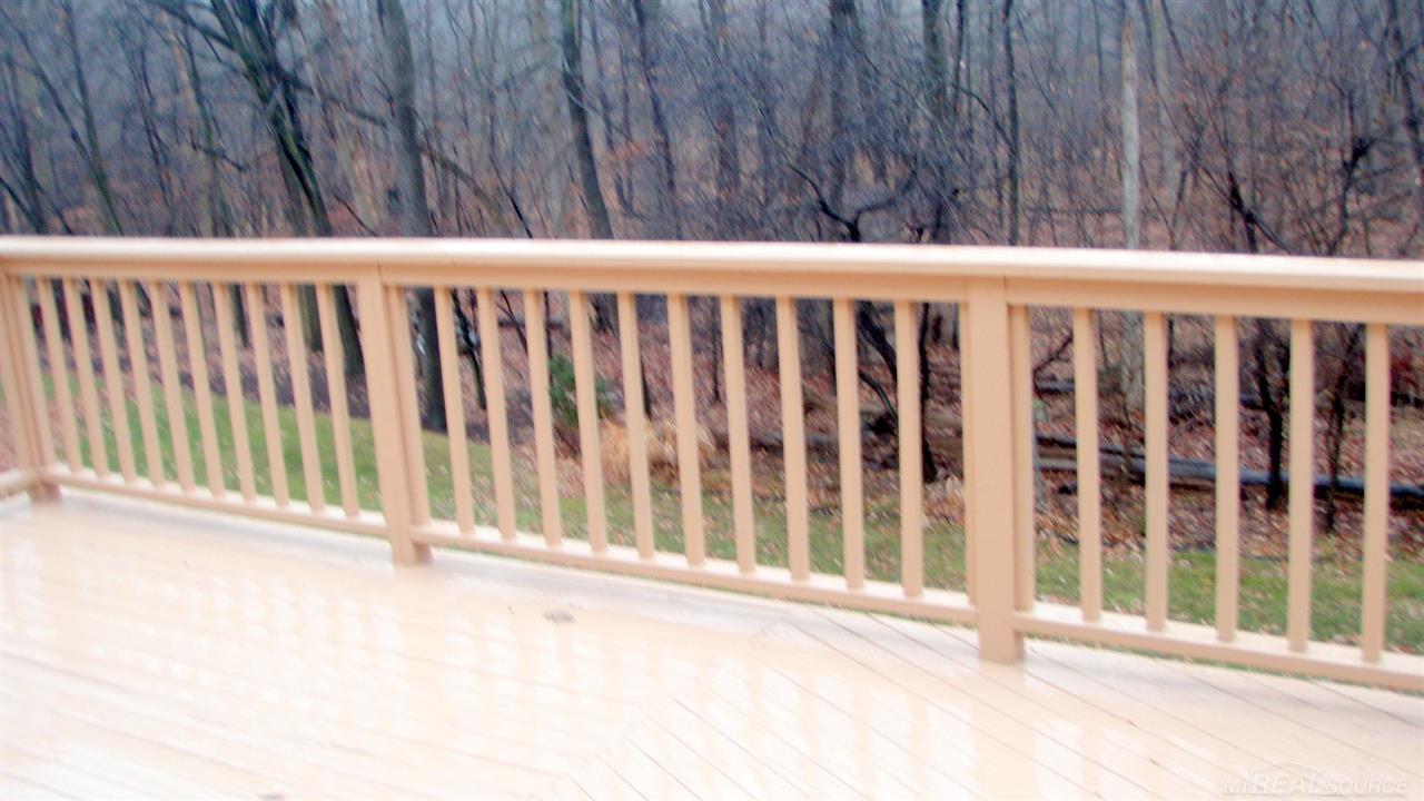 2181 Clinton View Circle Rochester Hills, MI 48309 - Photo 29 of 33