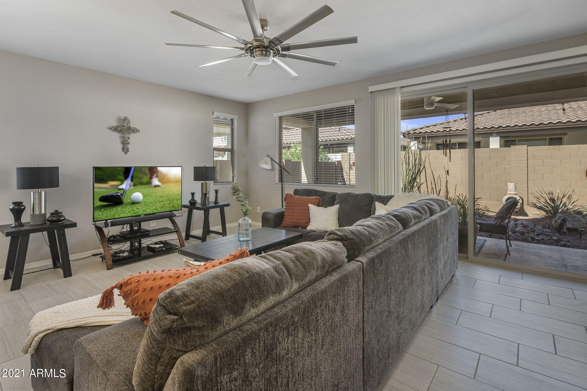 20940 West Almeria Road Buckeye, AZ 85396 - Photo 12 of 46 9-web-or-mls-HUB08214.1
