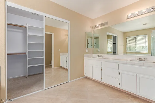 $2,800 | 8612 Sierra Cima Lane, Las Vegas, NV 89128