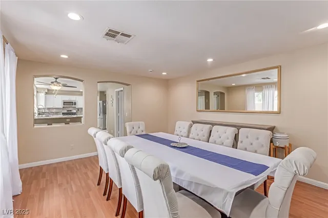 $2,800 | 8612 Sierra Cima Lane, Las Vegas, NV 89128