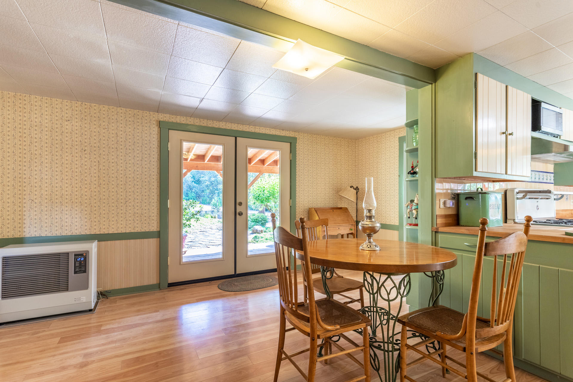30522 Oak Run To Fern Road Whitmore, CA 96096 - Photo 13 of 70 24 dining