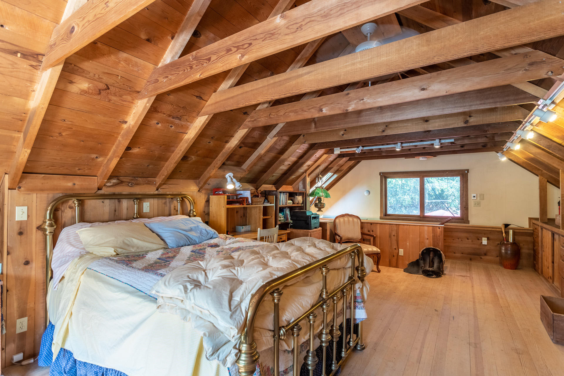 30522 Oak Run To Fern Road Whitmore, CA 96096 - Photo 20 of 70 36 upstairs bedroom