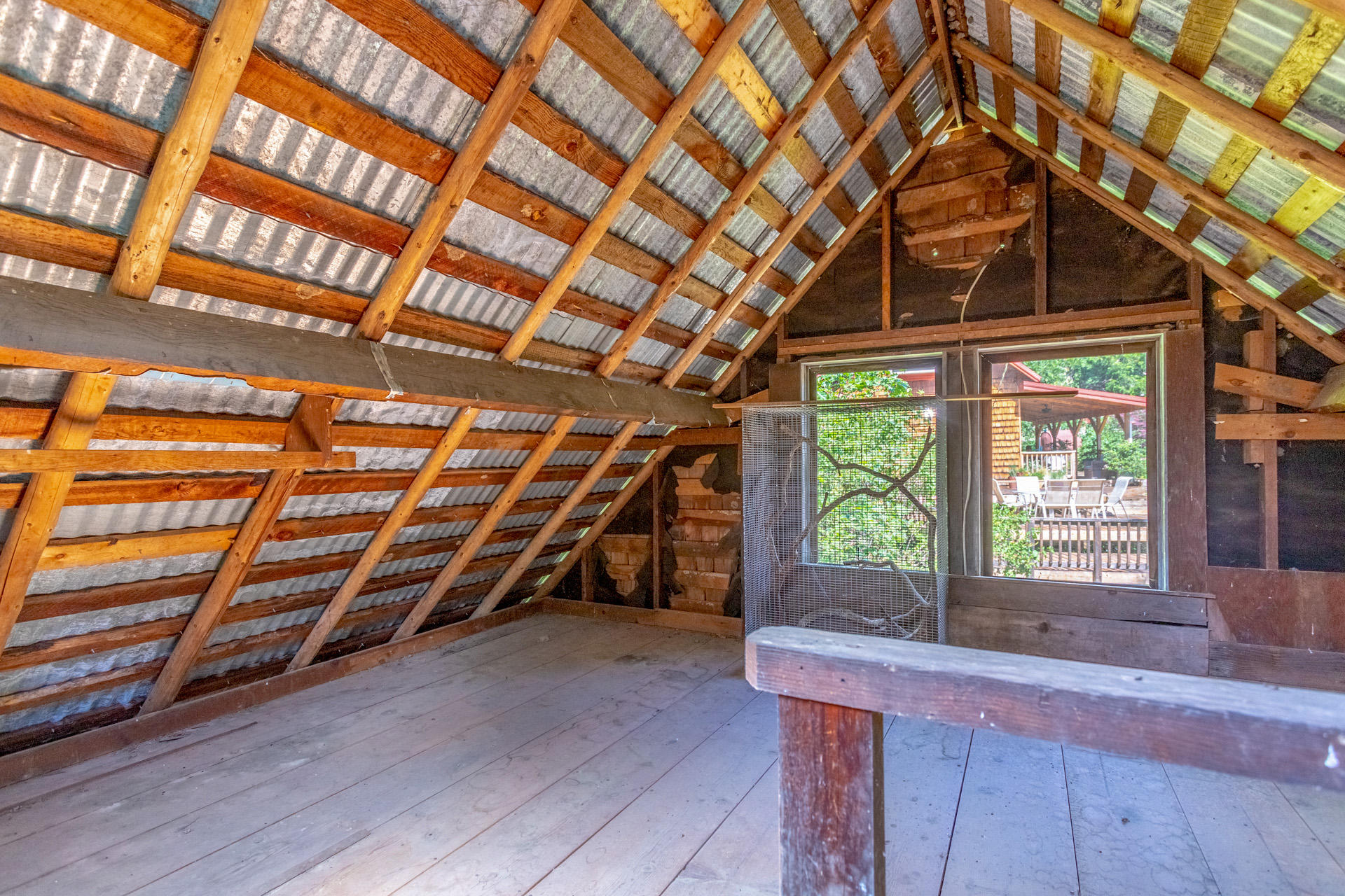 30522 Oak Run To Fern Road Whitmore, CA 96096 - Photo 45 of 70 85 barn upstairs