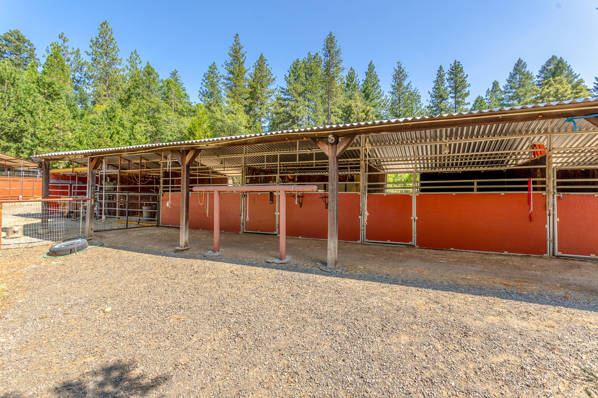 30522 Oak Run To Fern Road Whitmore, CA 96096 - Photo 50 of 70 123 horse stalls