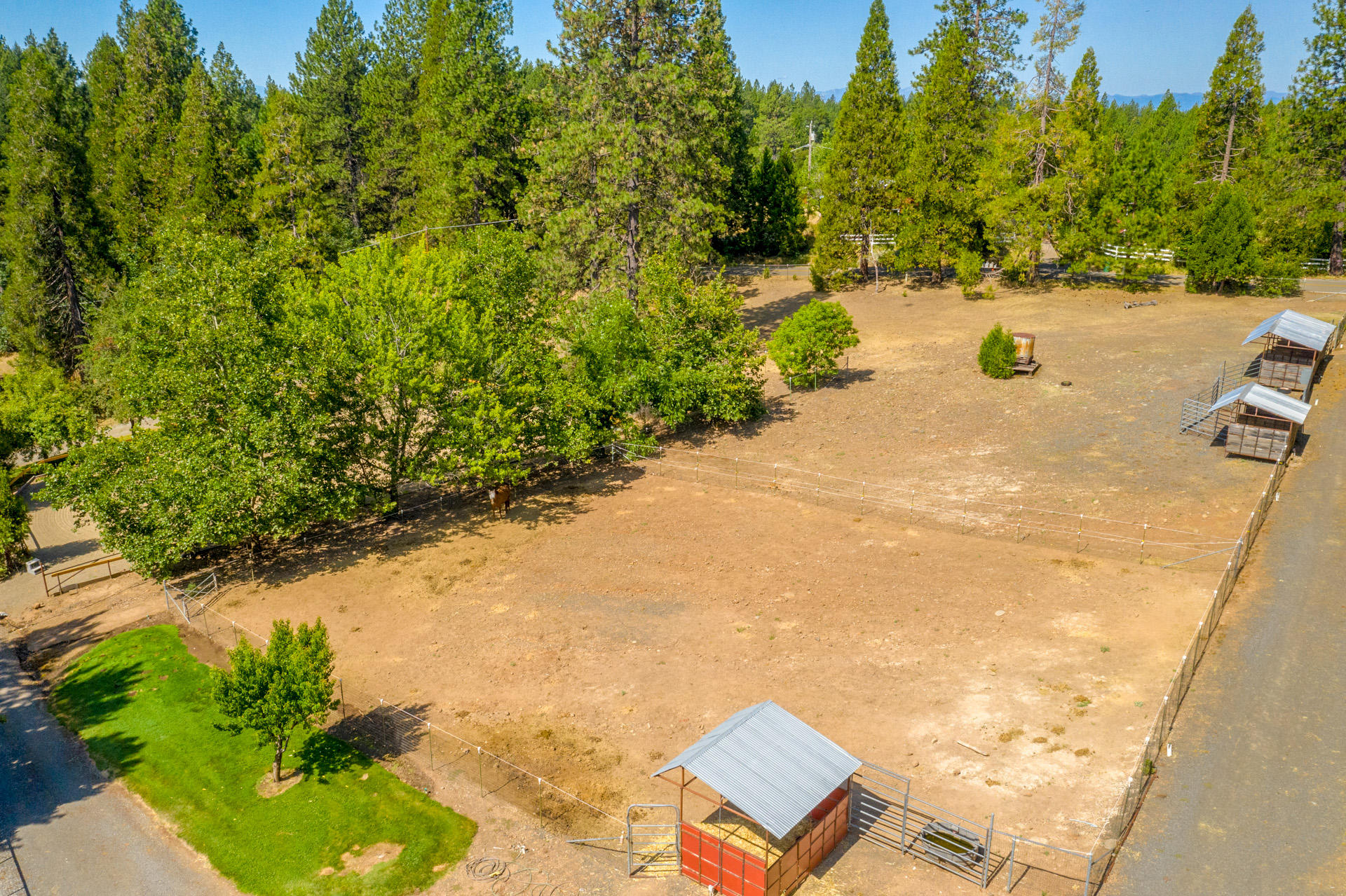 30522 Oak Run To Fern Road Whitmore, CA 96096 - Photo 63 of 70 aerial horse paddocks