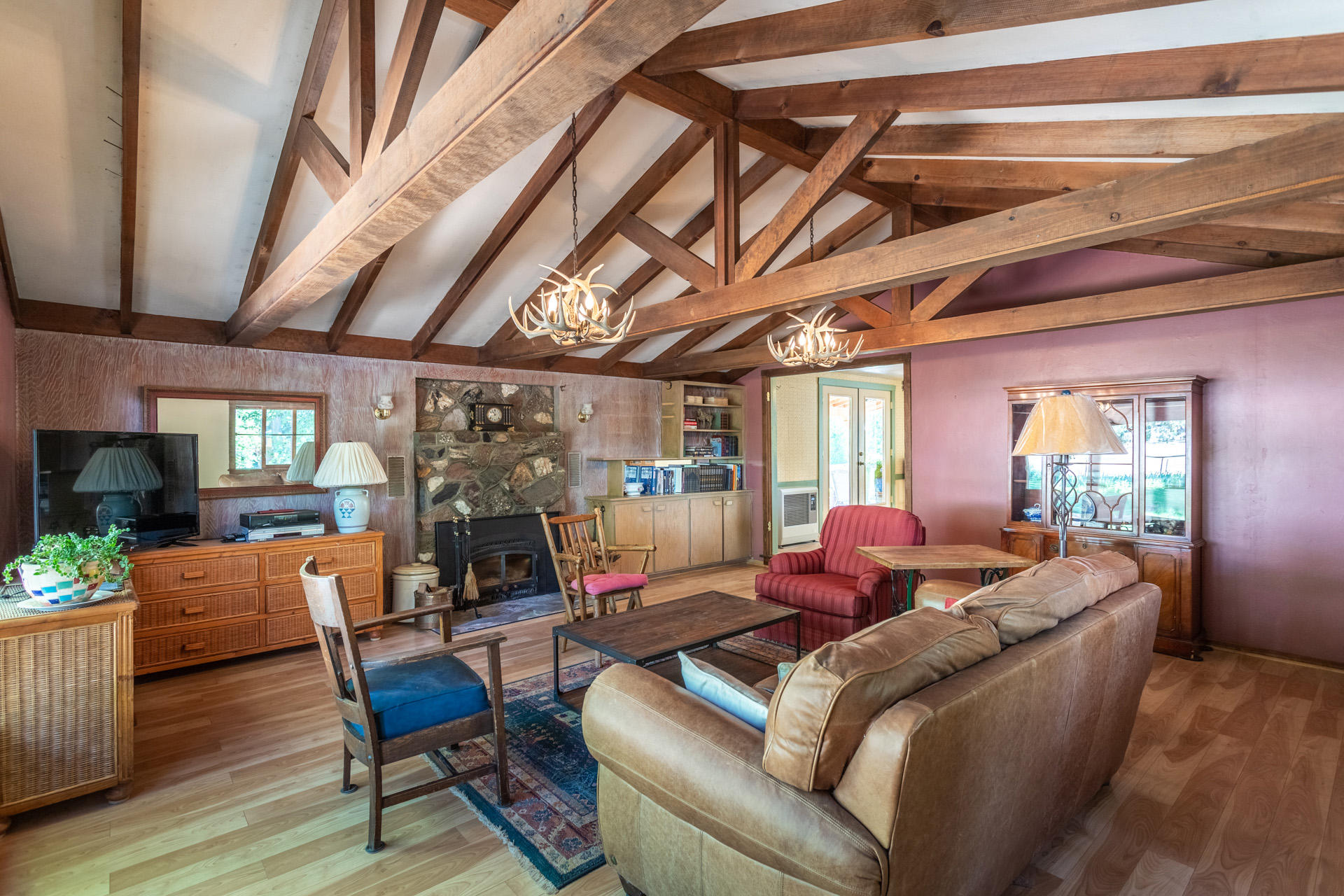 30522 Oak Run To Fern Road Whitmore, CA 96096 - Photo 10 of 70 18 living