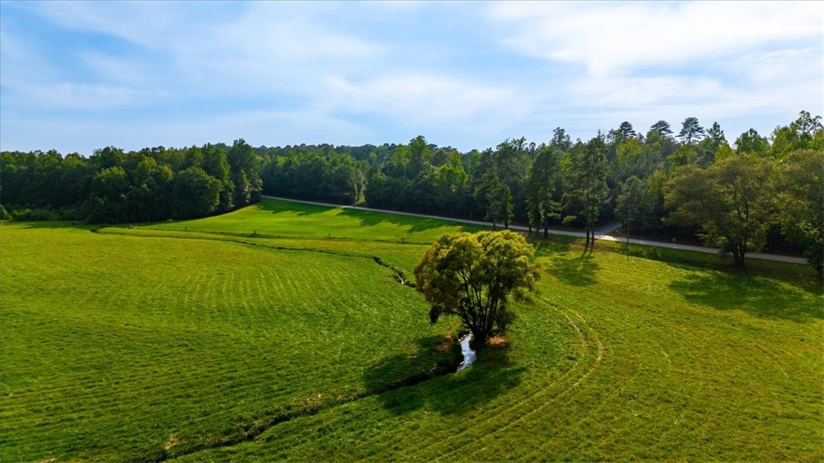 360 St Paul Road Easley, SC 29642 - Photo 8 of 39