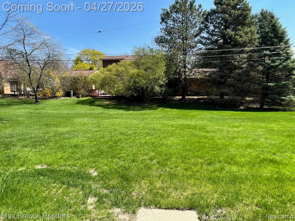 116 East Hickory Grove Road Bloomfield Hills, MI 48304 - Photo 16 of 16