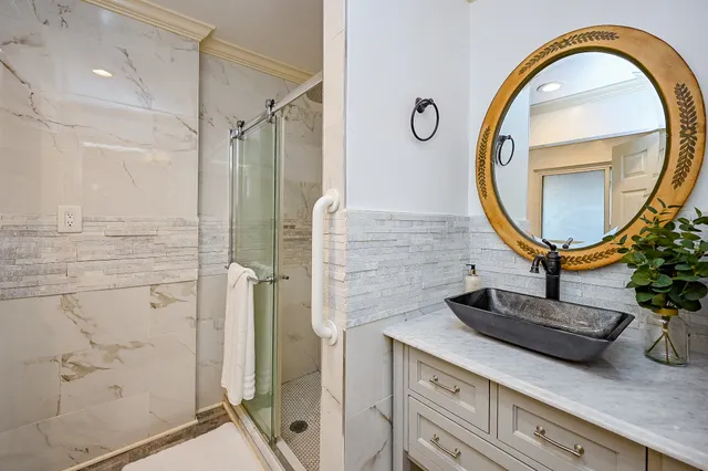 $300,000 | 10346 Carlow Lane, La Porte, TX 77571