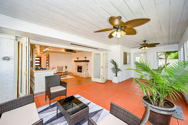 $300,000 | 10346 Carlow Lane, La Porte, TX 77571