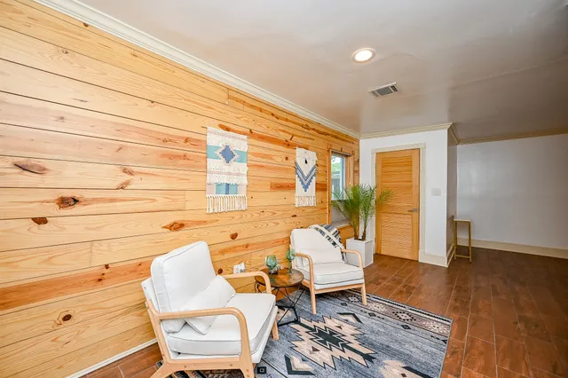 $300,000 | 10346 Carlow Lane, La Porte, TX 77571