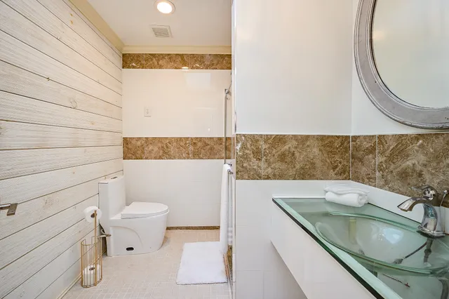 $300,000 | 10346 Carlow Lane, La Porte, TX 77571