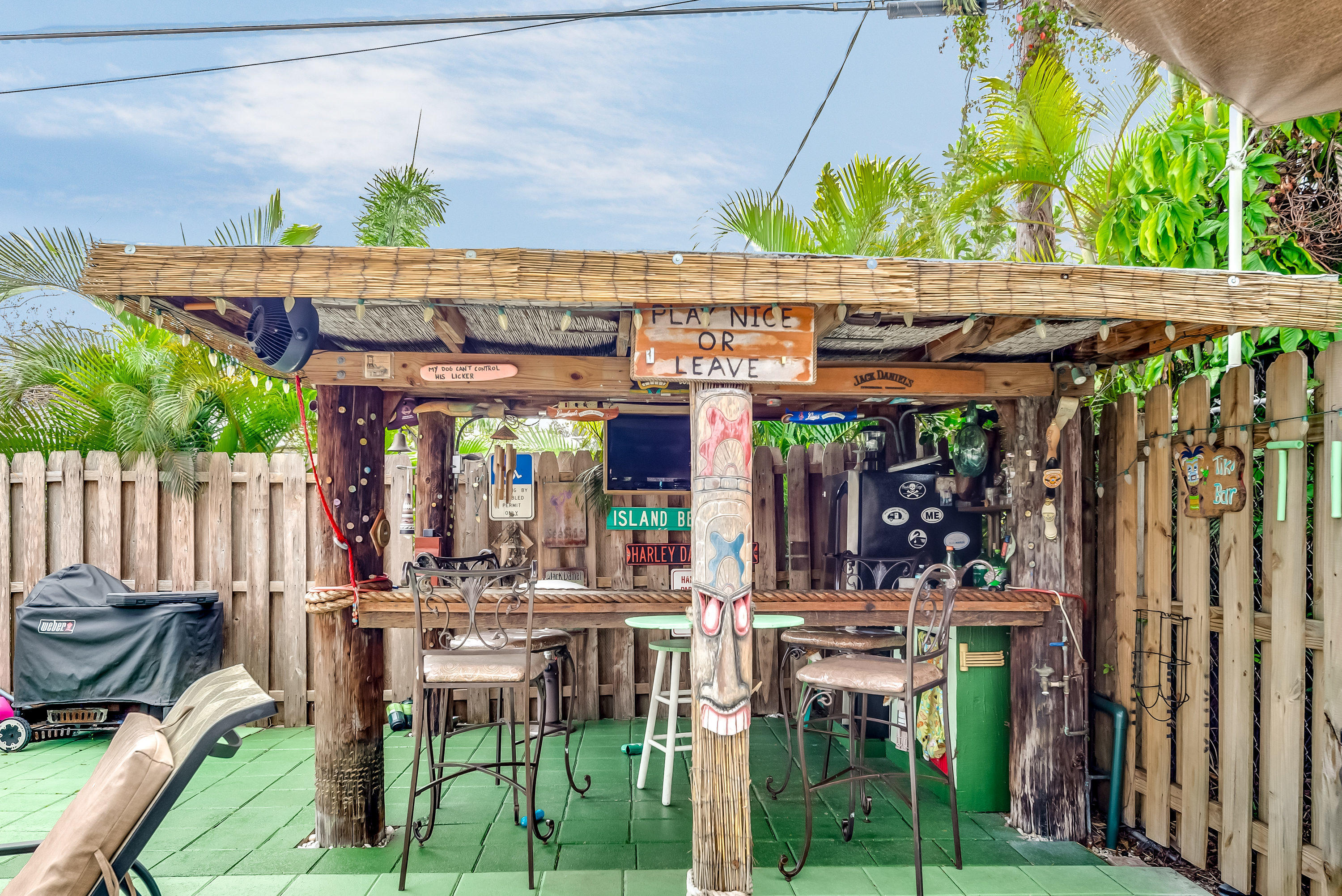 1952 Bonnie Street Boca Raton, FL 33486 - Photo 17 of 18 Must See Property-print-025-25-Your Bar-