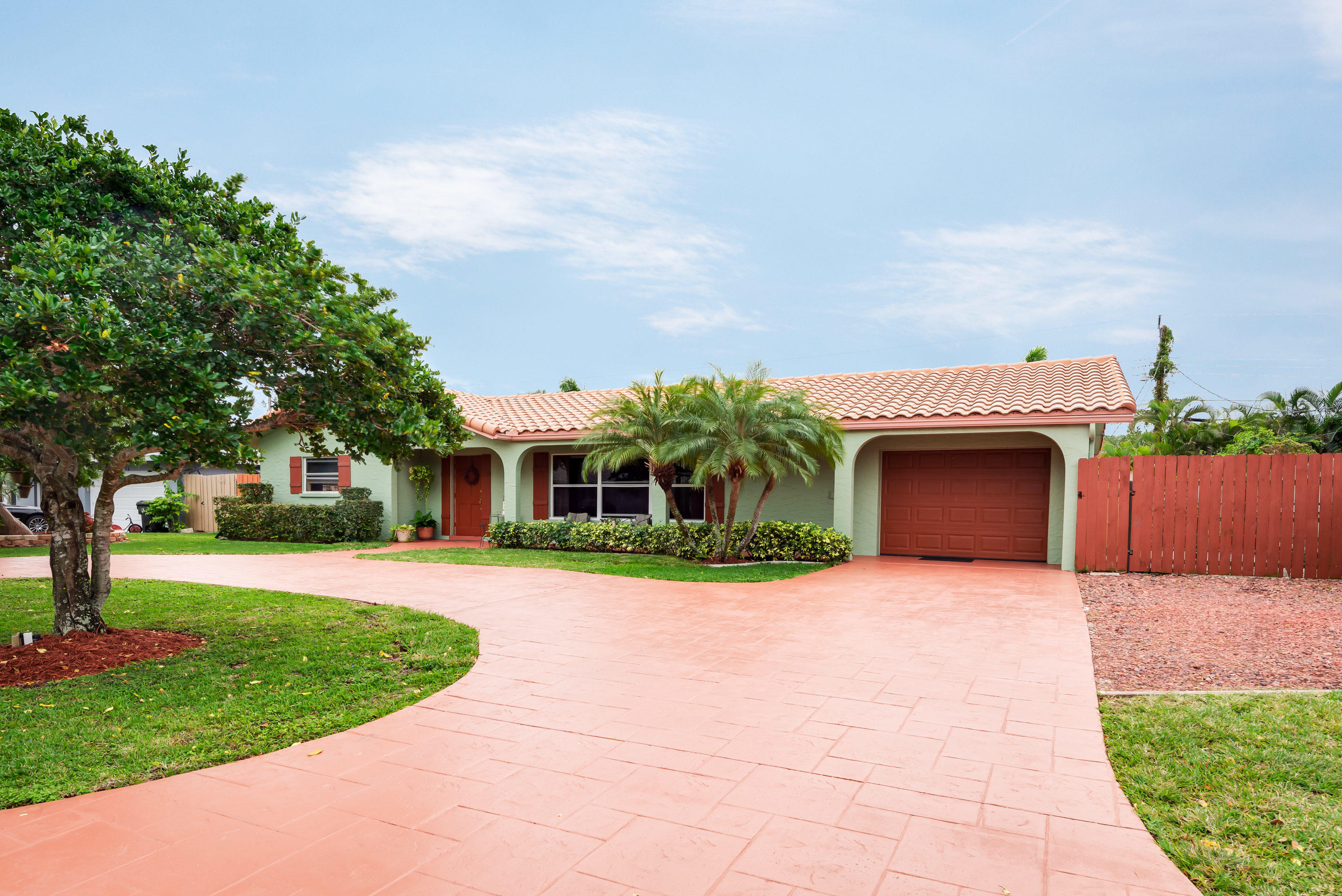1952 Bonnie Street Boca Raton, FL 33486 - Photo 18 of 18 front view