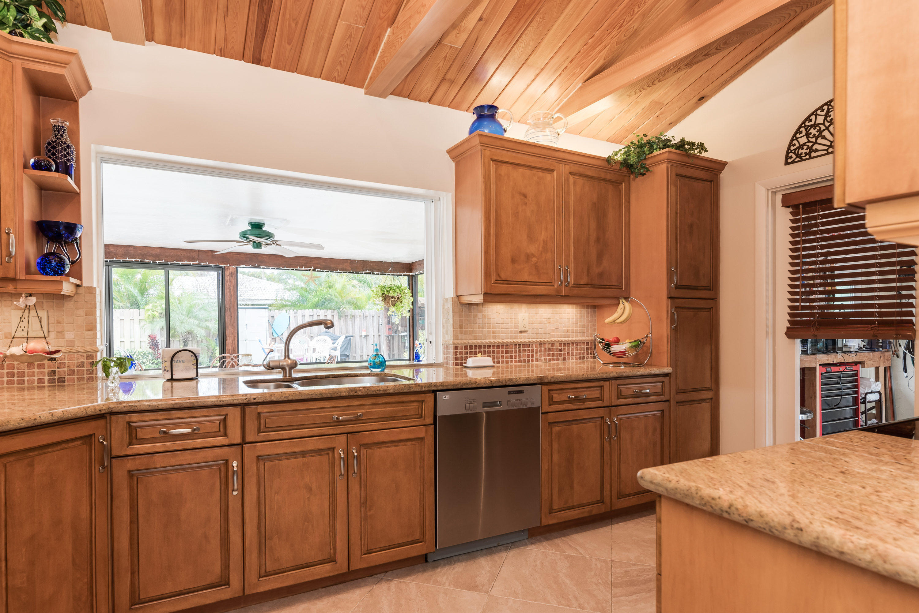1952 Bonnie Street Boca Raton, FL 33486 - Photo 6 of 18 Must See Property-print-008-2-Kitchen-30