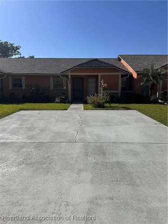 $2,500 | 5007 Granada Boulevard, Sebring, FL 33872