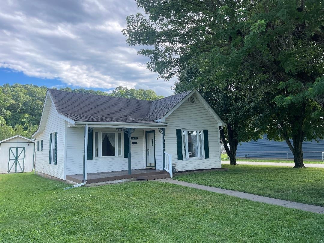 4641 Bradley Road Huntington, WV 25704 - Photo 1 of 16 Gallery Image 1