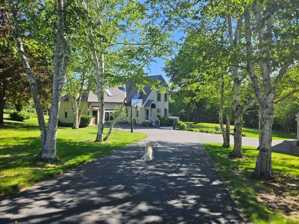 $795,000 | 5 Hillwinds North, Brattleboro, VT 05301