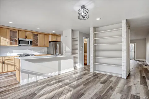 $660,000 | 935 Pennsylvania Street, Unit 8, Denver, CO 80203