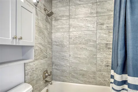 $660,000 | 935 Pennsylvania Street, Unit 8, Denver, CO 80203