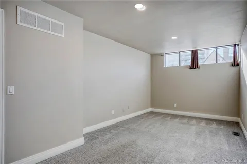 $660,000 | 935 Pennsylvania Street, Unit 8, Denver, CO 80203