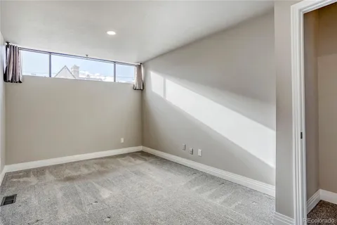 $660,000 | 935 Pennsylvania Street, Unit 8, Denver, CO 80203
