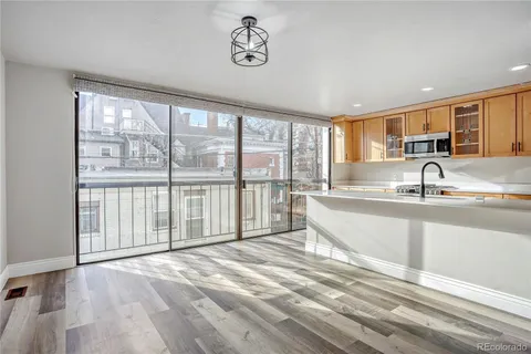 $660,000 | 935 Pennsylvania Street, Unit 8, Denver, CO 80203