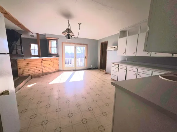 $750,000 | 215 East Logan Street, Tomah, WI 54660