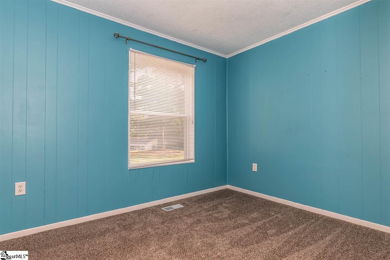124 Pine Ridge Drive Greer, SC 29651 - Photo 14 of 21 Gallery Image 14