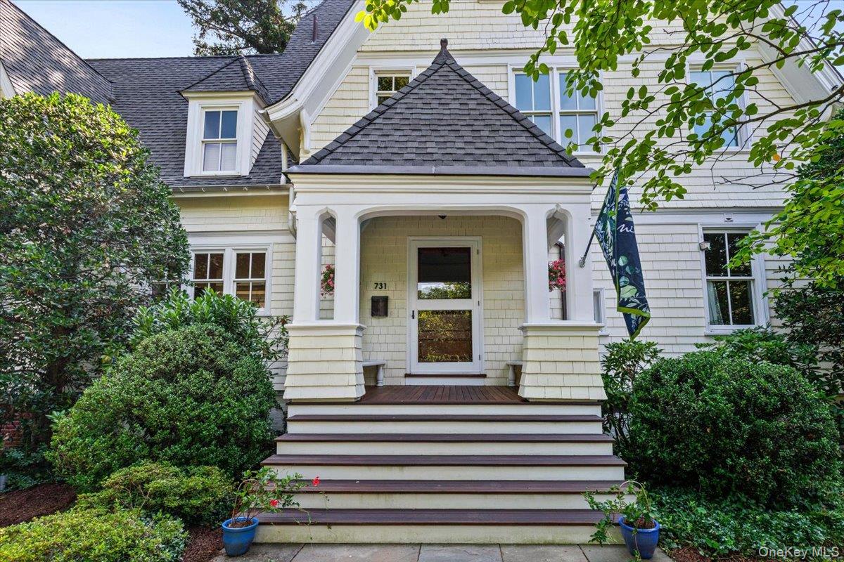 731 Forest Avenue Rye, NY 10580 - Photo 7 of 11