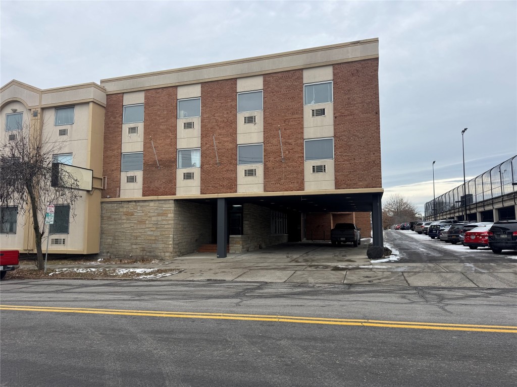 65 Front Street, Unit 305 Binghamton, NY 13905 - Photo 2 of 8